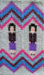 Detaljbild frn vven Kvinnorrelsen i bunden rosengng av textilkonstnr katrin bawah