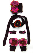 Halsdukar med pannband benvrmare och pulsvrmare i vinrtt med blommor