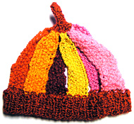 M�ssa som best�r av �tta mosstickade band mot en res�rstickad kant