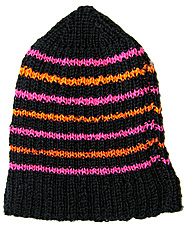 Res�rstickad svart m�ssa med r�nder i rosa och orange.